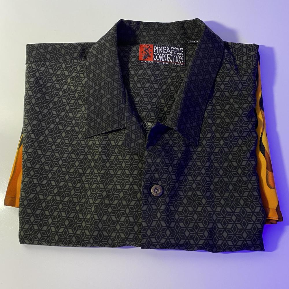 Pineapple connection flames short sleeve shirt - Picture 9 of 9